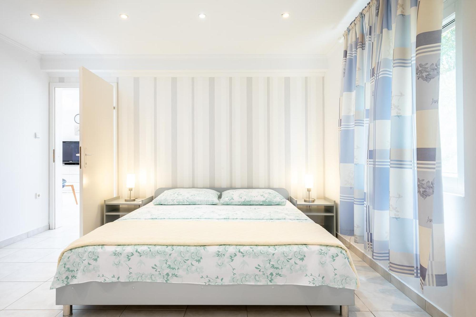 Apartments By The Sea Cove Nova, Korcula - 11353 Вела Лука Екстериор снимка