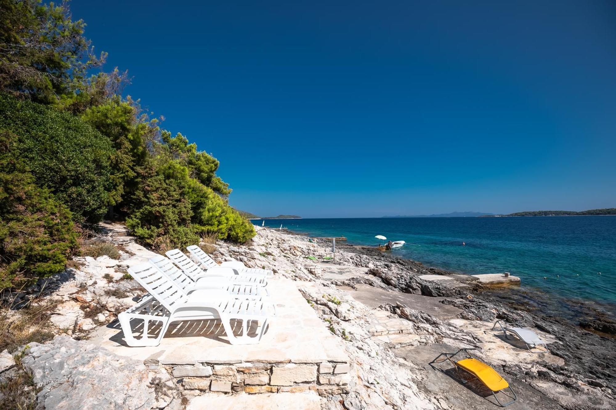 Apartments By The Sea Cove Nova, Korcula - 11353 Вела Лука Екстериор снимка