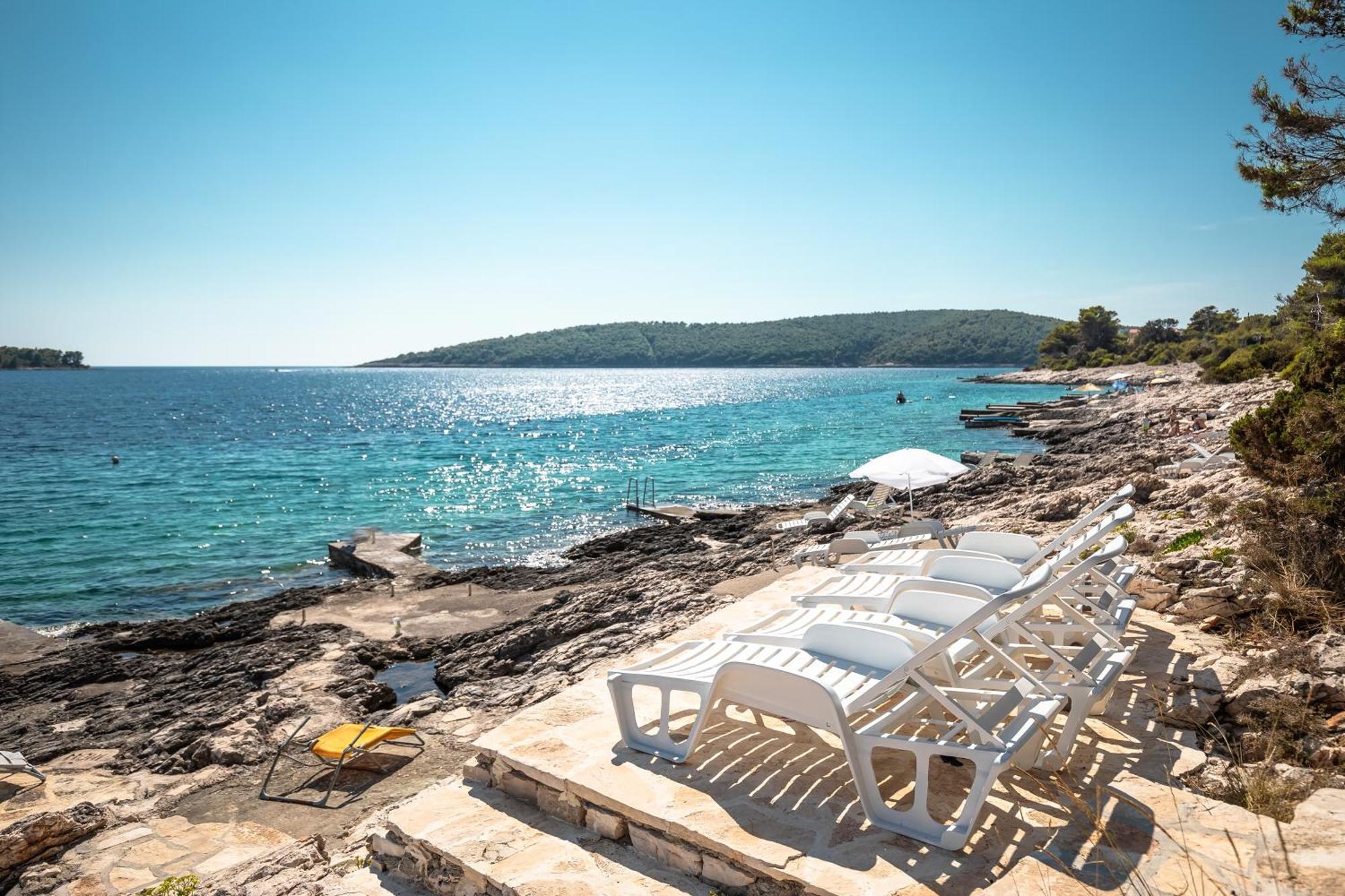 Apartments By The Sea Cove Nova, Korcula - 11353 Вела Лука Екстериор снимка